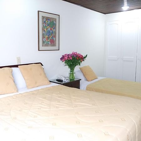 Hotel Casa Rincon Del Chico โบโกตา ภายนอก รูปภาพ