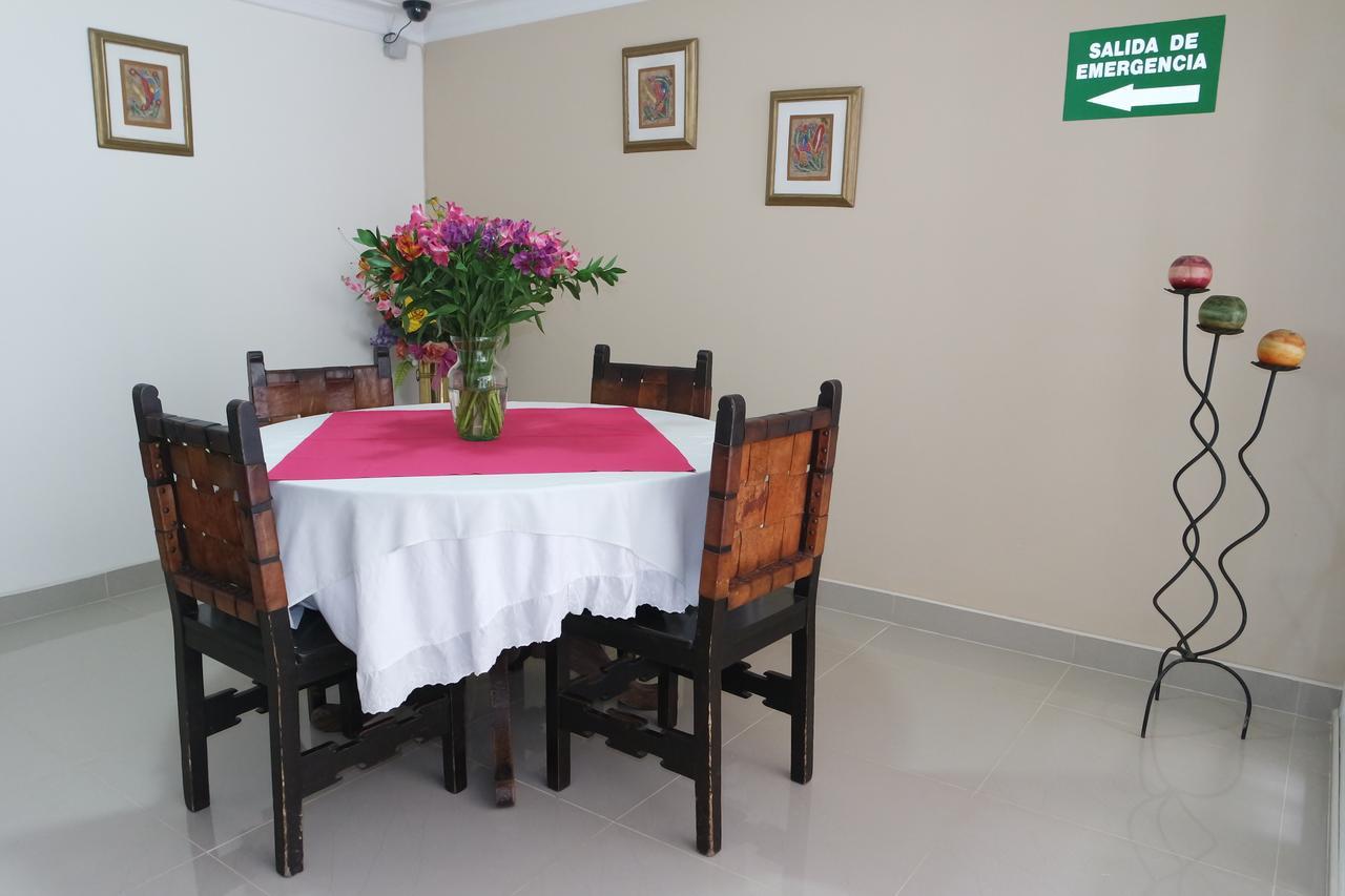 Hotel Casa Rincon Del Chico โบโกตา ภายนอก รูปภาพ